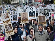 Участники марша «Бессмертный полк» во Владивостоке Участники марша «Бессмертный полк» во Владивостоке