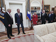 Встреча министра иностранных дел России Сергея Лаврова и президента США Дональда Трампа в Вашингтоне. 10 мая 2017 Встреча министра иностранных дел России Сергея Лаврова и президента США Дональда Трампа в Вашингтоне. 10 мая 2017