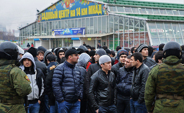 Полиция проверяет московский рынок "Садовод"