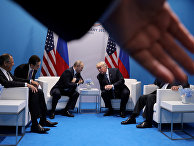 Президент РФ Владимир Путин и президент США Дональд Трамп Президент РФ Владимир Путин и президент США Дональд Трамп