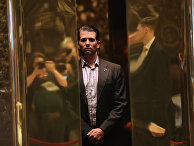 Дональд Трамп-младший в Trump Tower в Нью-Йорке Дональд Трамп-младший в Trump Tower в Нью-Йорке