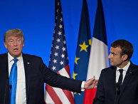 Президент США Дональд Трамп и президент Франции Эммануэль Макрон на совместной пресс-конференции в Париже. 13 июля 2017 Президент США Дональд Трамп и президент Франции Эммануэль Макрон на совместной пресс-конференции в Париже. 13 июля 2017