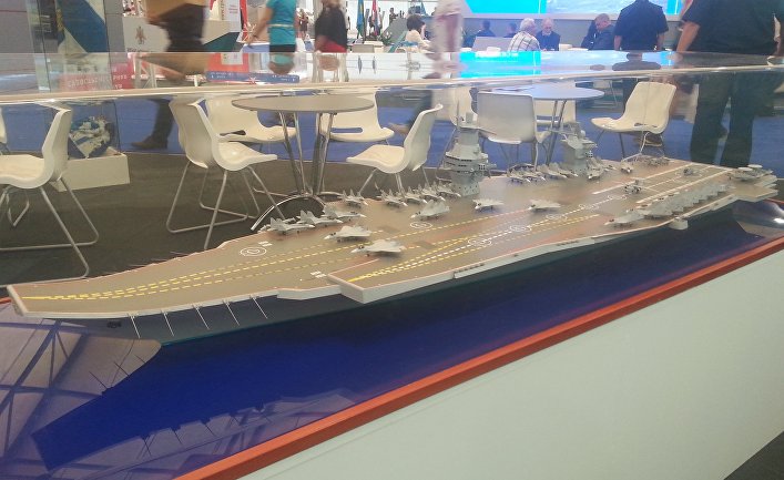 Макет авианосца проекта 23000Е на выставке «Армия 2015»
