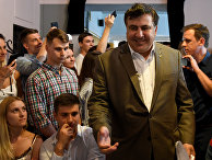 Михаил Саакашвили встречается с гражданами Украины в Варшаве, Польша. 6 августа 2017