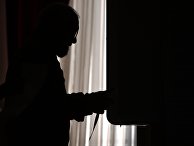 Избиратель в единый день голосования на избирательном участке. 10 сентября 2017 Избиратель в единый день голосования на избирательном участке. 10 сентября 2017