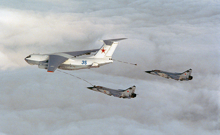 Ил-76 и Миг-31 в небе над Норвегией