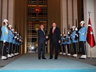 Президент РФ Владимир Путин и президент Турции Реджеп Тайип Эрдоган во время встречи во дворце президента Турецкой Республики в Анкаре. 28 сентября 2017 Президент РФ Владимир Путин и президент Турции Реджеп Тайип Эрдоган во время встречи во дворце президента Турецкой Республики в Анкаре. 28 сентября 2017