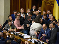 Депутаты на заседании Верховной рады Украины в Киеве Депутаты на заседании Верховной рады Украины в Киеве