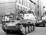 Колона САУ Marder III Колона САУ Marder III