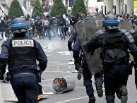 Забастовки во Франции в знак протеста против пенсионной реформы Забастовки во Франции в знак протеста против пенсионной реформы