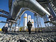 Дожимная компрессорная станция на нефтегазовом месторождении
