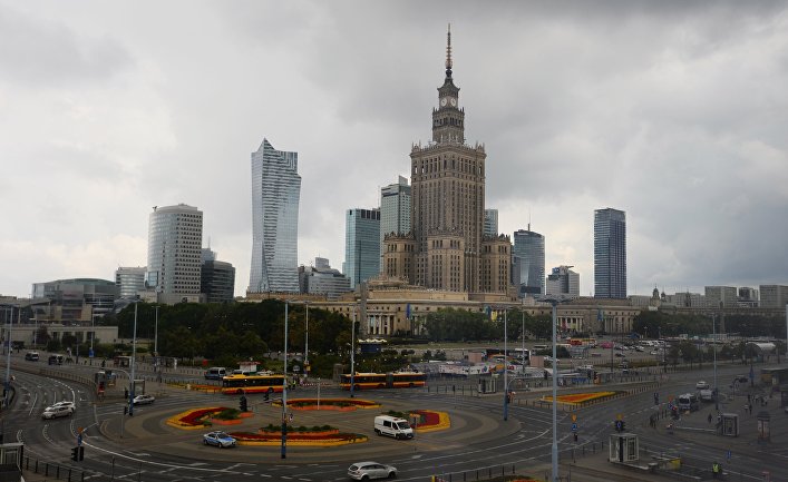 Сталинская высотка в варшаве фото