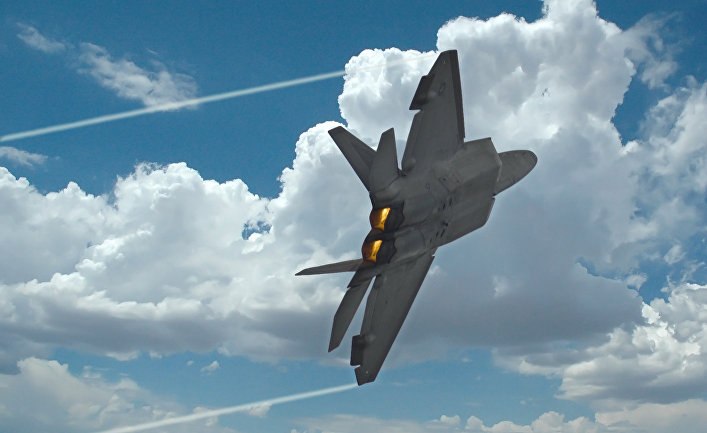 Американский истребитель F-22 Raptor
