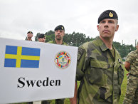 Военнослужащие ВС Швеции во время Международных военных учений Rapid trident-2016 на территории Яворивского полигона во Львовской области Военнослужащие ВС Швеции во время Международных военных учений Rapid trident-2016 на территории Яворивского полигона во Львовской области