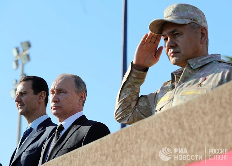 Президент РФ В. Путин посетил авиабазу Хмеймим в Сирии