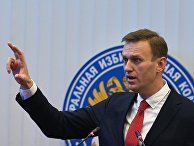 Алексей Навальный на заседании Центральной избирательной комиссии РФ Алексей Навальный на заседании Центральной избирательной комиссии РФ