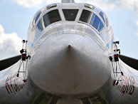 Стратегический бомбардировщик-ракетоносец Ту-160 "Николай Кузнецов" Стратегический бомбардировщик-ракетоносец Ту-160 "Николай Кузнецов"