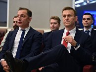 Алексей Навальный на заседании Центральной избирательной комиссии РФ Алексей Навальный на заседании Центральной избирательной комиссии РФ