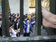 Участники акции протеста в Тегеране, Иран Участники акции протеста в Тегеране, Иран