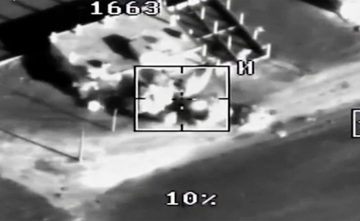 Стоп-кадр из видео уничтожения боевиков, атаковавших Хмеймим