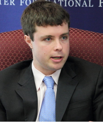 Марк Адоманис