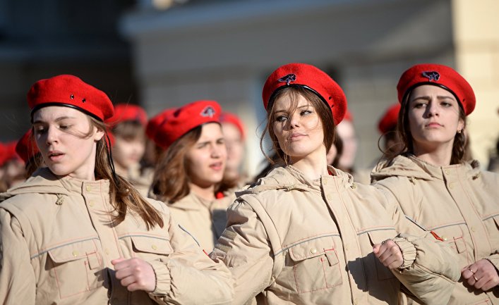 Участники военно-патриотического общественного движения "Юнармия"