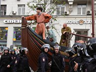 На Тверской улице в Москве во время несанкционированной акции. 12 июня 2017 На Тверской улице в Москве во время несанкционированной акции. 12 июня 2017
