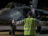Боевой самолет RAF Tornado приземлился на Кипре после обстрела Дамаска. 14 апреля 2018