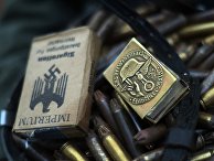 Пачка сигарет, спички и холостые патроны времен Великой Отечественной войны Пачка сигарет, спички и холостые патроны времен Великой Отечественной войны
