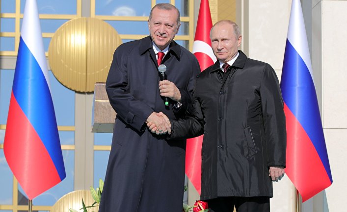 Президент РФ Владимир Путин и президент Турецкой Республики Реджеп Тайип Эрдоган на церемонии запуска строительства первого энергоблока атомной электростанции (АЭС) "Аккую" в Турции