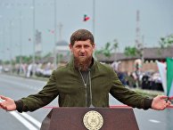 Глава Чеченской Республики Рамзан Кадыров на церемонии открытии высотного комплекса «Шали сити» в городе Шали Глава Чеченской Республики Рамзан Кадыров на церемонии открытии высотного комплекса «Шали сити» в городе Шали