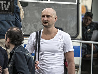 Российский журналист Аркадий Бабченко во время митинга оппозиции в Москве Российский журналист Аркадий Бабченко во время митинга оппозиции в Москве