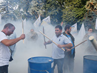 Антикоррупционный митинг у здания украинского парламента в Киеве Антикоррупционный митинг у здания украинского парламента в Киеве
