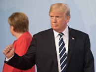Дональд Трамп на церемонии официальной встречи канцлером Германии Ангелой Меркель глав делегаций государств-участников "Группы двадцати" G20 в Гамбурге. 7 июля 2017