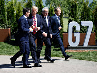Премьер-министр Италии Джузеппе Конте, президент США Дональд Трамп, президент Еврокомиссии Жан-Клод Юнкер и президентом Европейского совета Дональд Туск на саммите G7 в Квебеке
