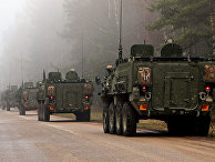 Колонна бронемашин армии США Stryker в Латвии Колонна бронемашин армии США Stryker в Латвии