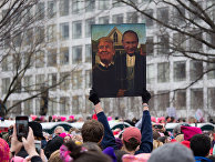 Плакат с Путиным и Трампом на женском марше в США Плакат с Путиным и Трампом на женском марше в США