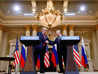 Дональд Трамп и Владимир Путин во время совместной пресс-конференции после встречи в Хельсинки Дональд Трамп и Владимир Путин во время совместной пресс-конференции после встречи в Хельсинки