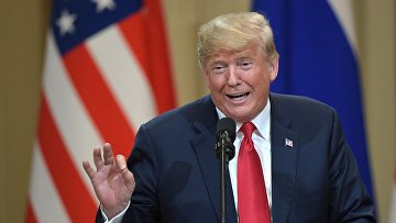 Президент США Дональд Трамп на совместной с президентом РФ Владимиром Путиным пресс-конференции