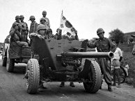 Противотанковая пушка QF 6 pounder во время эвакуации аэропорта Сувон в 1950 году Противотанковая пушка QF 6 pounder во время эвакуации аэропорта Сувон в 1950 году