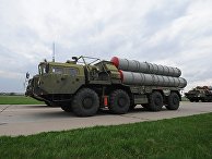 Зенитные ракетные системы С-400 на репетиции военного парада в Ростове-на-Дону Зенитные ракетные системы С-400 на репетиции военного парада в Ростове-на-Дону