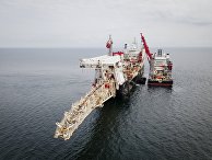 Трубоукладочное судно Solitaire готовится к началу работ по укладке газопровода "Северный Поток - 2" в Балтийском море. 6 сентября 2018 Трубоукладочное судно Solitaire готовится к началу работ по укладке газопровода "Северный Поток - 2" в Балтийском море. 6 сентября 2018
