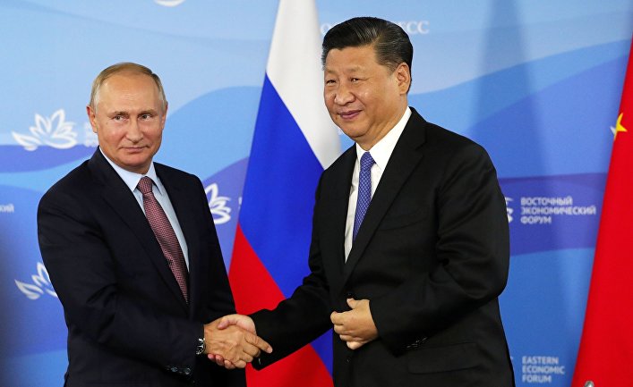 Рабочая поездка президента РФ В. Путина в Дальневосточный федеральный округ. День второй