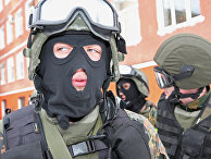 Антитеррористические учения спецназа УФСБ и УМВД России Антитеррористические учения спецназа УФСБ и УМВД России