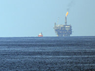 Нефтяная платформа итальянской компании ENI в Средиземном море Нефтяная платформа итальянской компании ENI в Средиземном море