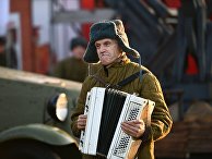 Марш, приуроченный к 77-й годовщине парада 1941 года Марш, приуроченный к 77-й годовщине парада 1941 года