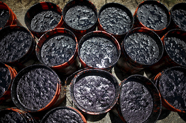 Разлив нефти в Калифорнии Разлив нефти в Калифорнии