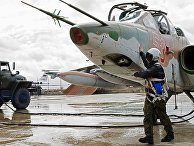 Подготовка к вылету самолетов ВКС России на авиабазе Хмеймим в Сирии Подготовка к вылету самолетов ВКС России на авиабазе Хмеймим в Сирии