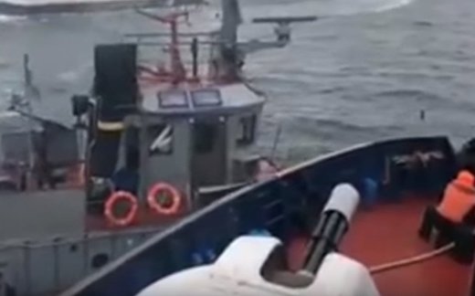 Видео тарана украинского корабля Видео тарана украинского корабля