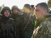 Президент Украины Петр Порошенко во время военных учений в Черниговской области. 28 ноября 2018 Президент Украины Петр Порошенко во время военных учений в Черниговской области. 28 ноября 2018
